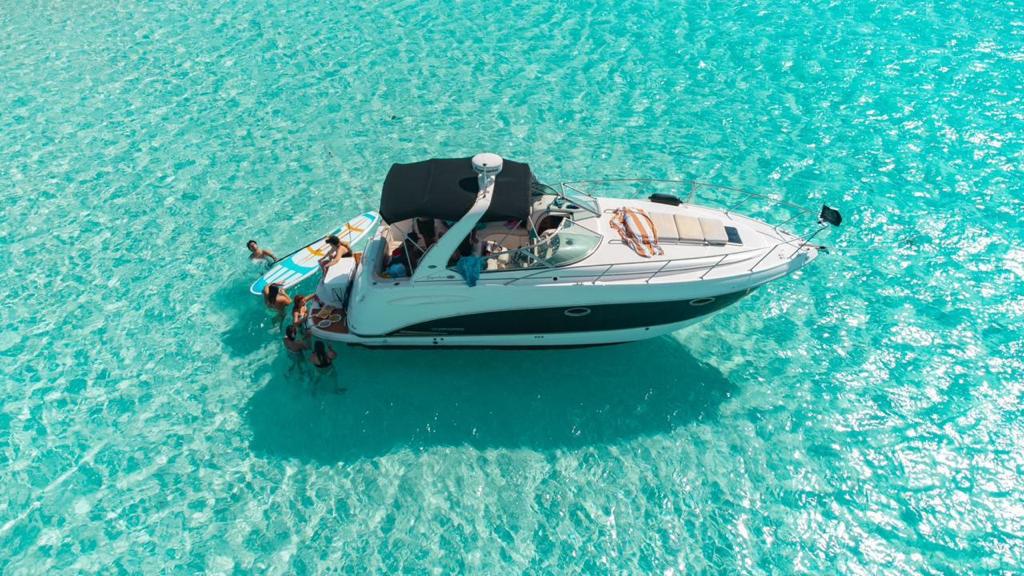 Rent a Chaparral Boat in Cozumel